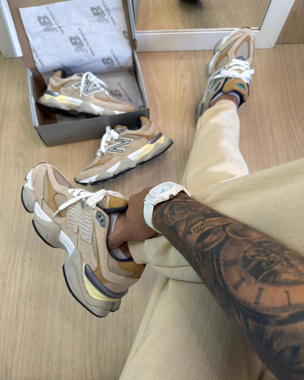 New Balance 9060 Unisex - Marrón/Beige/Gris (Lanzamiento)