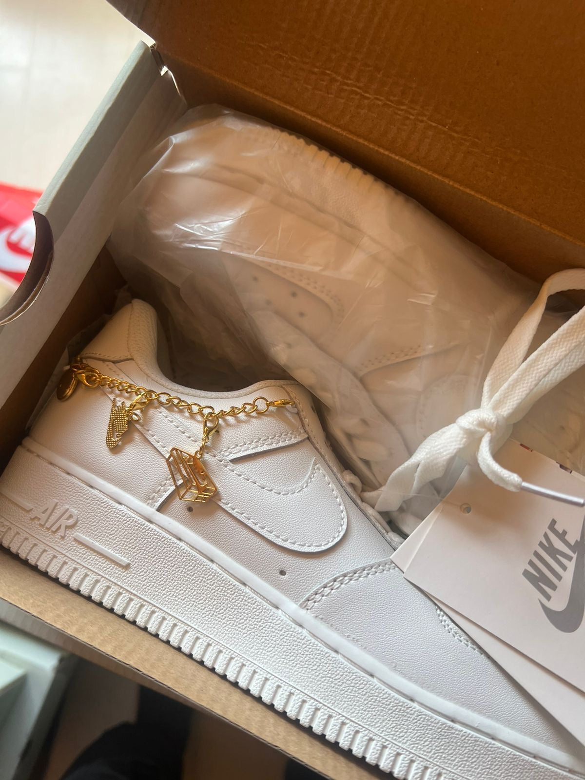 Air Force 1 ‘gold jewerly’