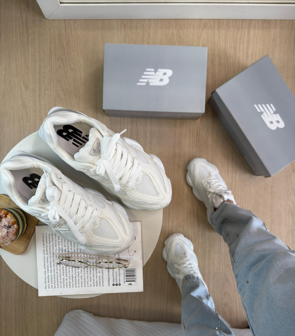 New Balance 9060 Unisex - Off-White/Blanco (Lanzamiento)