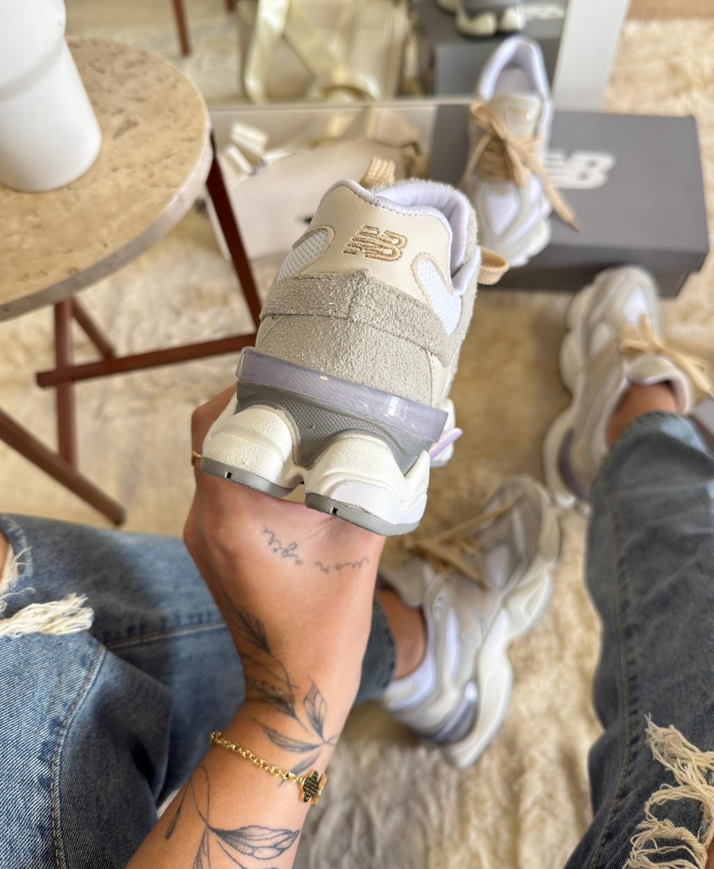 New Balance 9060 Unisex - Blanco/Crema (Lanzamiento)