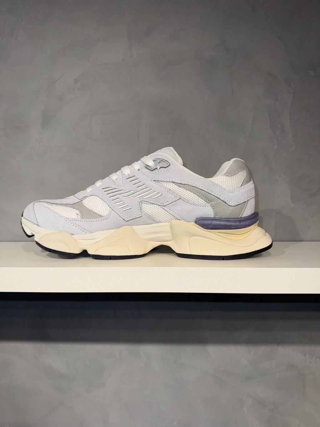 New Balance 9060 Unisex - Blanco/Gris (Lanzamiento)