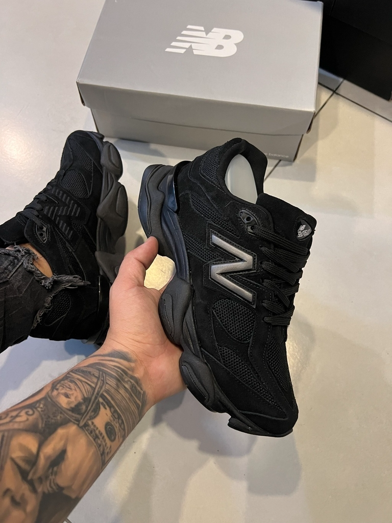New Balance 9060 Unisex - Negro (Lanzamiento)