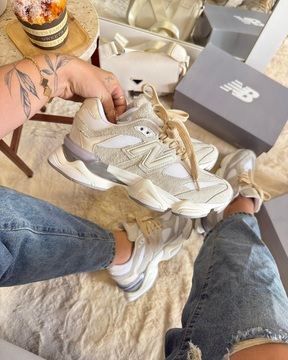 New Balance 9060 Unisex - Blanco/Crema (Lanzamiento)