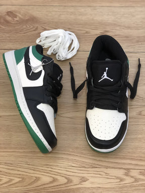 Zapatilla Nike Unisex - Air Jordan 1 Low -Negro/Blanco/Verde