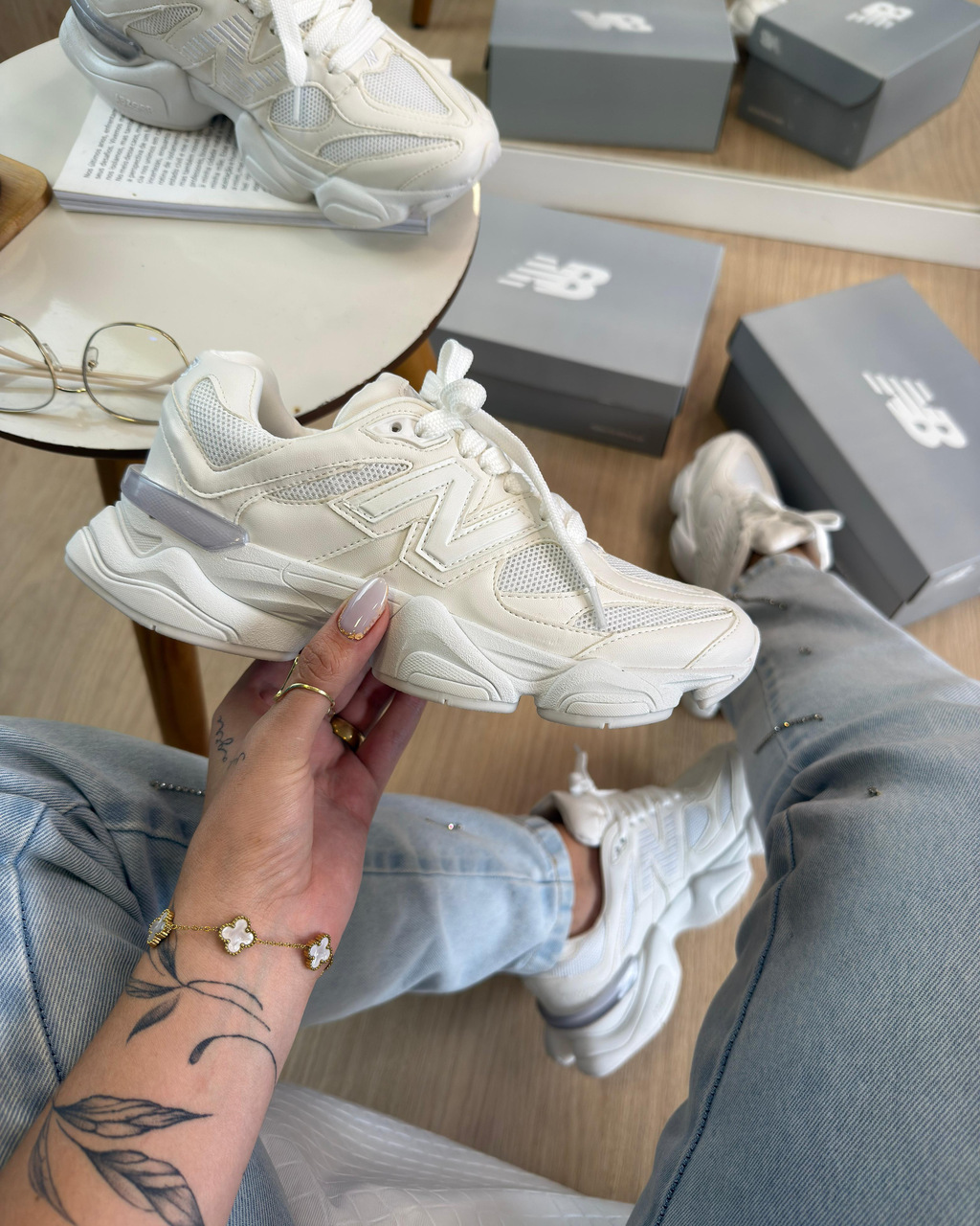 New Balance 9060 Unisex - Off-White/Blanco (Lanzamiento)