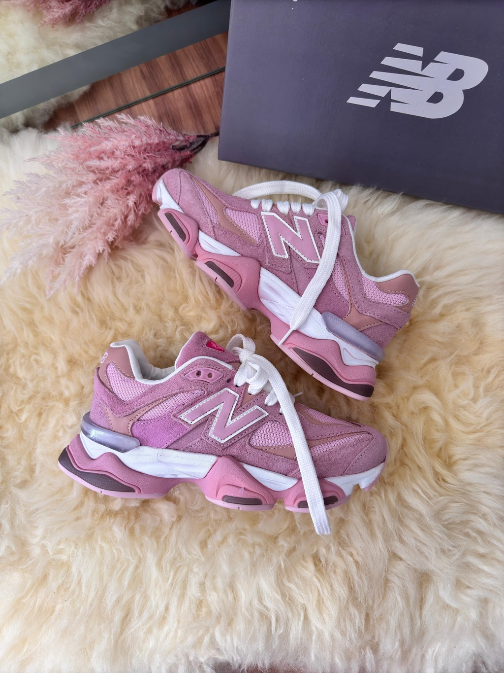 New Balance 9060 Unisex - Rosa (Lanzamiento)