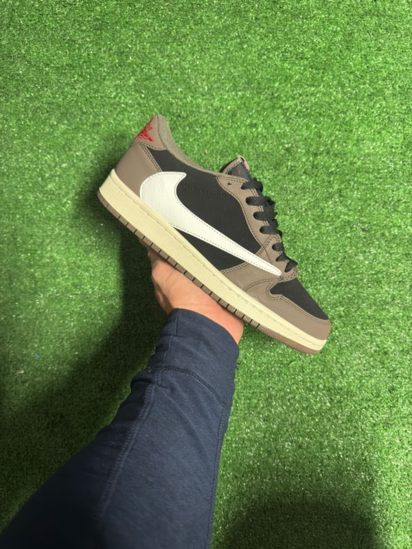 Air low ‘travis’