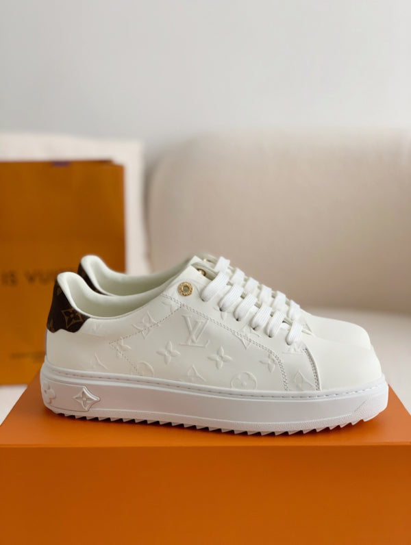 Lv women ‘white logo’