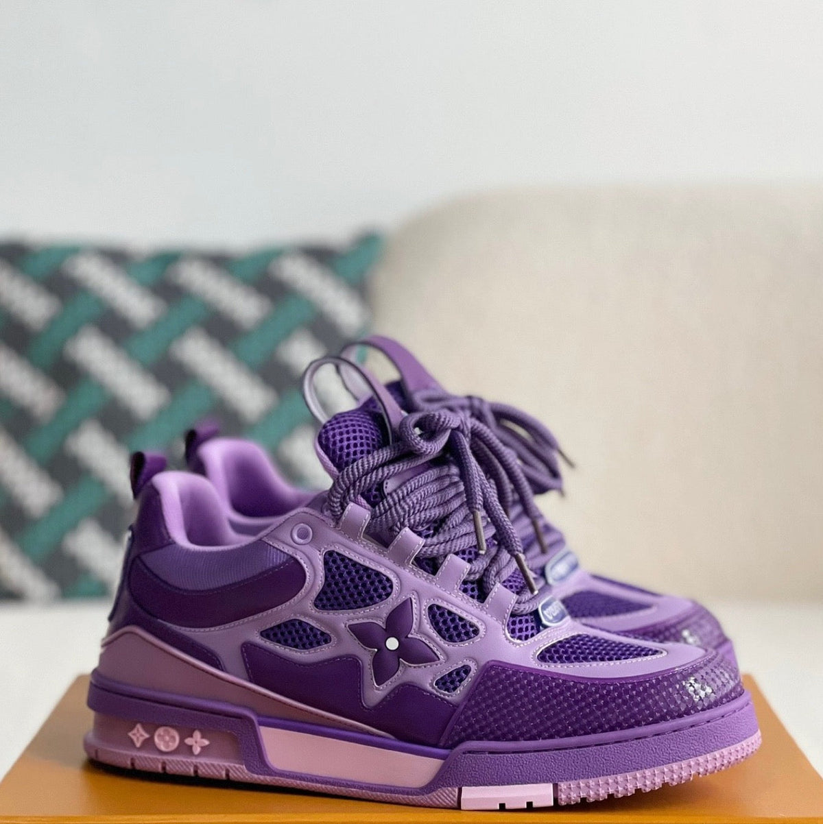Lv skate purple