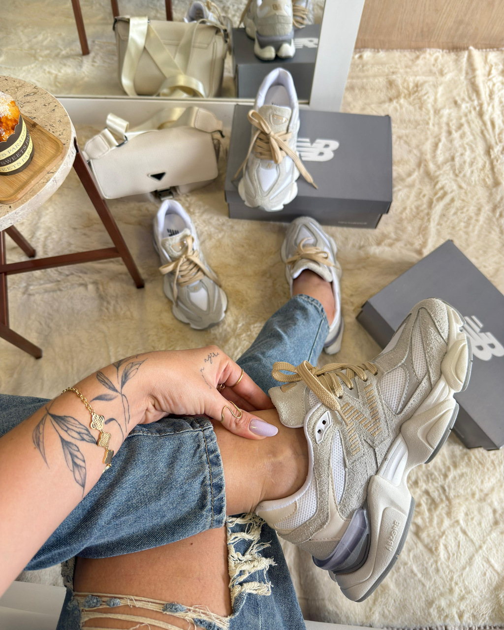 New Balance 9060 Unisex - Blanco/Crema (Lanzamiento)